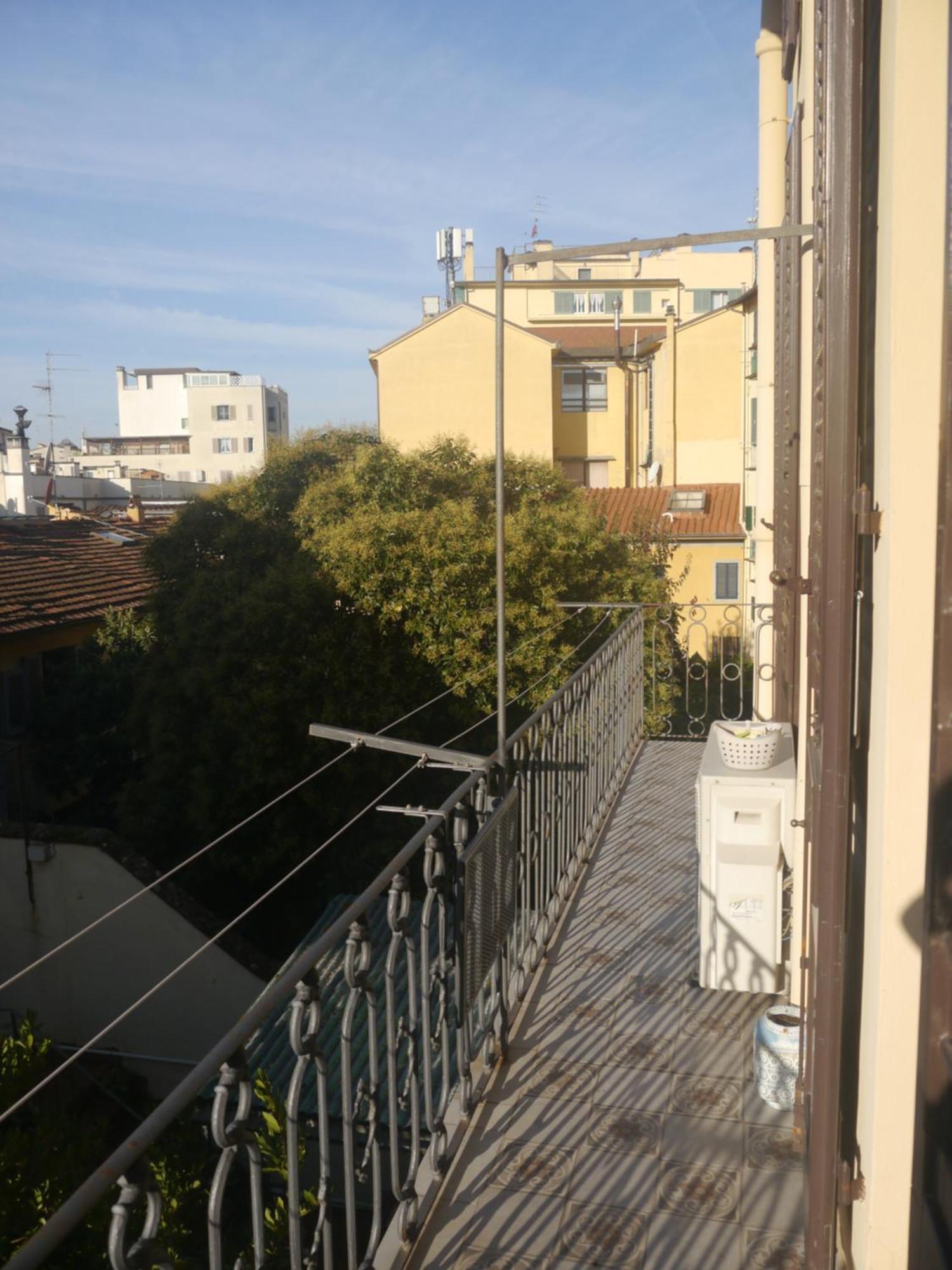 Romantic And Charming Apartments Florence Exterior photo